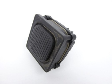 Przycisk tylnej klapy Mercedes W221 A2218209510