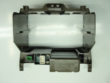 PANEL RAMKA ŚRODKOWA VOLVO V40 2.0 T