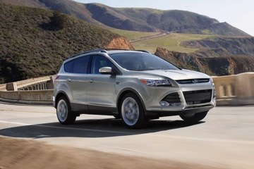 КАПОТ FORD KUGA MK2 ESCAPE 2012-2017 ДЫРКИ СПРЕЙ