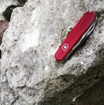 Нож карманный Victorinox HIKER 1.4613 + деревянная шкатулка в ПОДАРОК