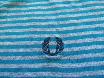 FRED PERRY/ EXTRA ORYGINAL T SHIRT w PASKI/ M