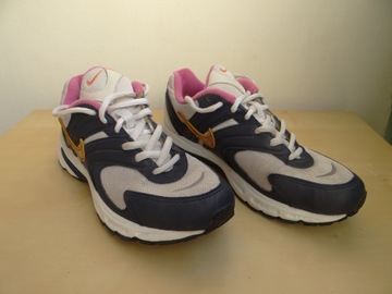 Buty sportowe NIKE, rozm. 37,5