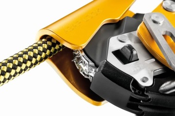 ASAP LOCK Самостраховочное устройство Petzl