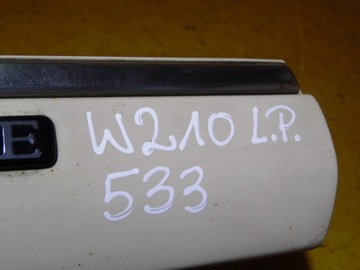 LIŠTA BLATNÍKU LEVÝ PŘEDNÍ MERCEDES W210