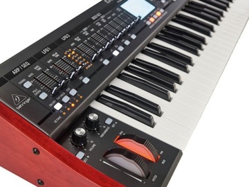 Аналоговый синтезатор Behringer DEEPMIND 12