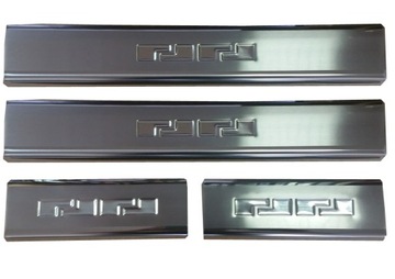 MITSUBISHI PAJERO NAKŁADKI PROGI LISTWY PROGOWE