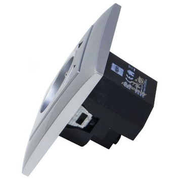 Sentia Одиночная розетка 16А USB 2x2,1А 5VD рамка