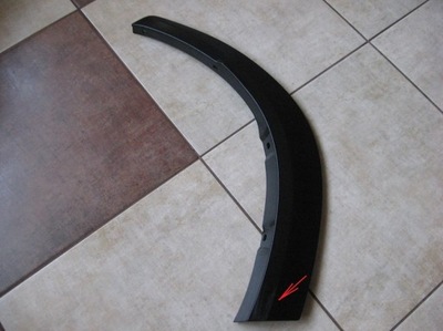 Молдинг крыла - правый задняя - lexus nx !!! фото №1