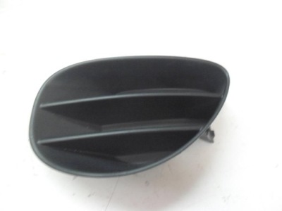 Yaris 2 решётка бампера левая заглушка 814820d02 фото №1