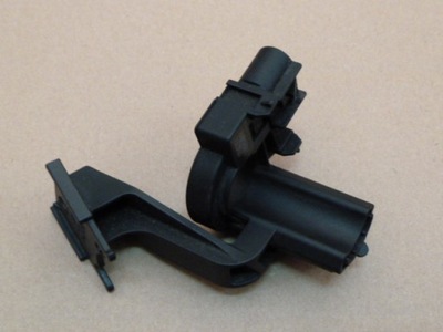 Датчик акумулятора запобіжник opel insignia фото №1