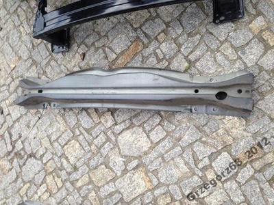 Volvo v70 балка задня задня оригінал фото №1