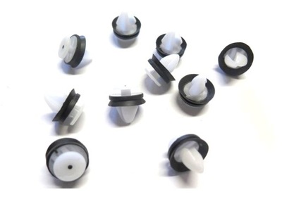 Клипсы штифты обивка багажника peugeot expert фото №1