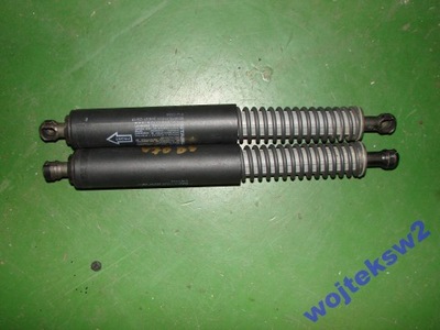 Амортизатор привод крышки volvo v70 xc70 2007- фото №1