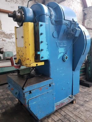 PRASA MIMOŚRODOWA LE 160 C