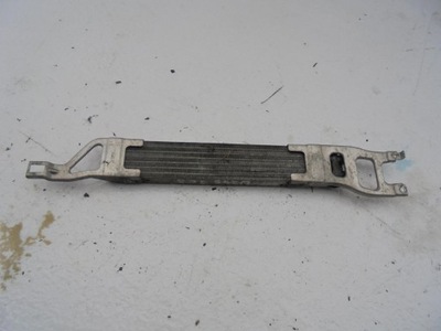 Радіатор оливи mercedes b w245 2.0 b фото №1