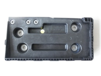 Основа акумулятор 3q0804869 vw passat b8 фото №1