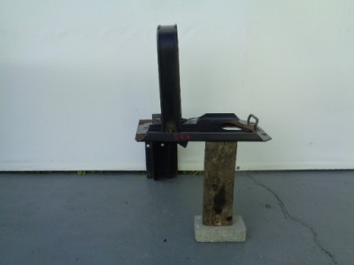 Magnum dxi рестайлинг  eev кронштейн бака ad blue фото №1