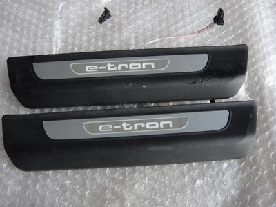 Audi q7 e-tron молдинг порог led 4m0947418a фото №1