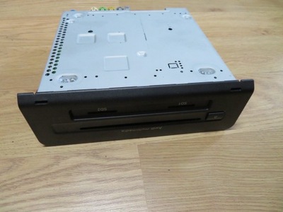 Czytnikcd sd navi 8w0035037 audi a4 b9 фото №1