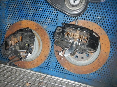 Maserati 2013- ghibli суппорт задняя + диск задняя левая фото №1