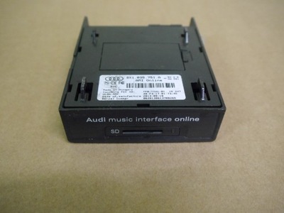 Audi q3 a1 music интерфейс online sd 8x1035751a фото №1