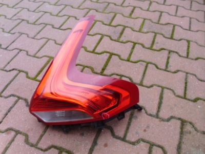 Лампа задня volvo v40 фото №1