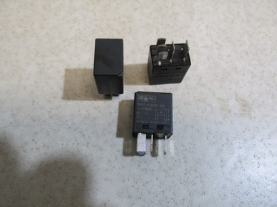 RELAY FORD 5M5T14B192BA  