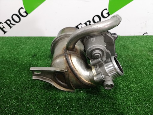 Audi Q3 TDI Lift Chłodnica EGR zawór 04l131512 / 04l131501c