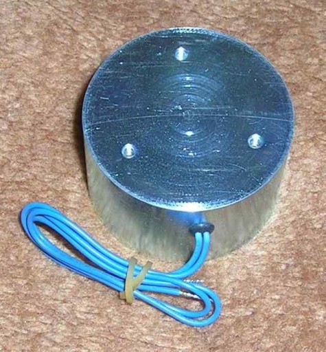 Elektromagnes Trzymający 12V 11W 40kgf / 400N