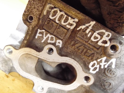 ГОЛОВКА ДВИГАТЕЛЯ FORD FOCUS MK1 1.6 16V FYDA 00R