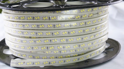 ZEWNĘTRZNA TAŚMA LED 230V NAJMOCNIEJSZA SMD5730