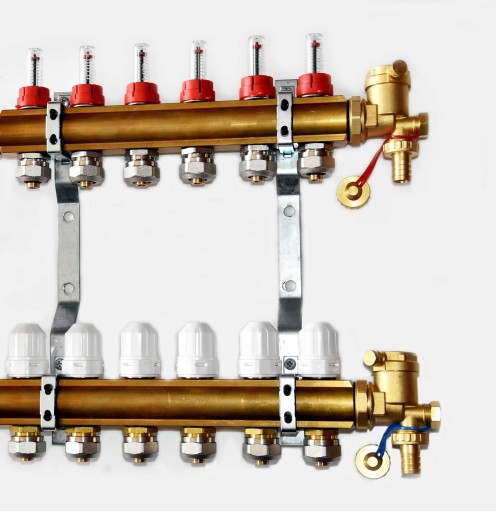 2-контурный распределитель с насосной группой для теплого пола