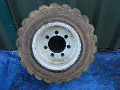 ЦЕЛЬНЫЙ ОБОД КОЛЕСА 200/50 R - 10 CONTINENTAL