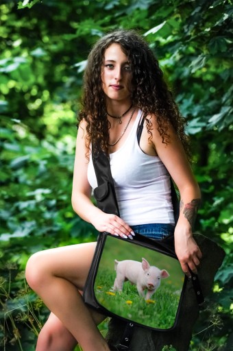 БОЛЬШАЯ СУМКА С КЛАПАНОМ A4 ZW 11 PIGGY PERMANENT PRINT