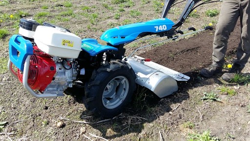Трактор двухосный BCS 740, измельчитель пней
