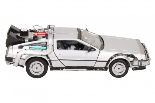 Модель WELLY DELOREAN Назад в будущее 2 1:24