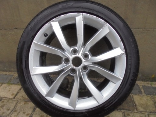 SKODA SUPERB III 3V0 8Jx18H2 ET44 5x112 - felga