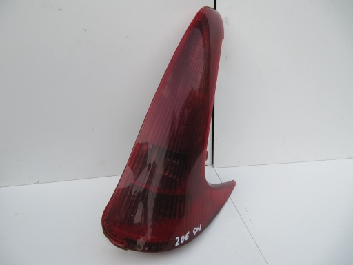 PEUGEOT 206 SW LAMPA PRAWY TYŁ