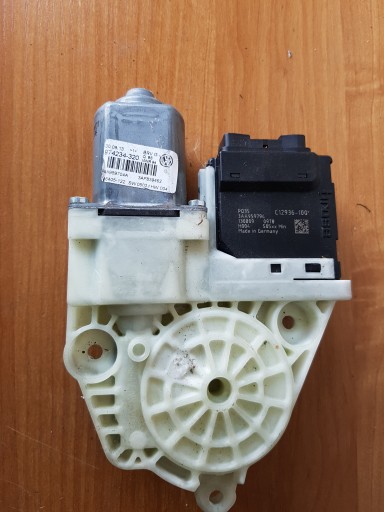 Silniczek szyb prawy vw passat b7 3AA959704A