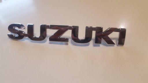 SUZUKI NAPIS LITERKI EMBLEMAT ZNACZEK ORYG CHROM