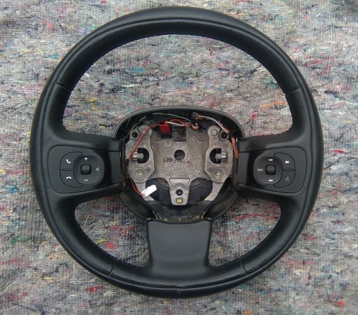 Руль мультифункция fiat 500l 62047331 - фото
