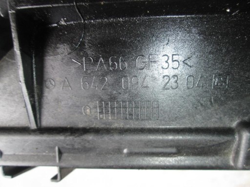 cover of a filter, air Mercedes CLS W 218 3.5CDI