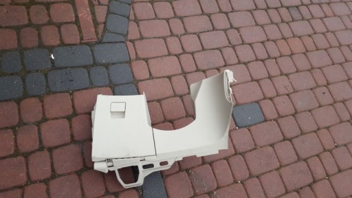 Пластик капот корпус Opel Insignia 13273292