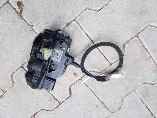 lock door left front OPEL INSIGNIA 13503781 HY Wersja Angielska