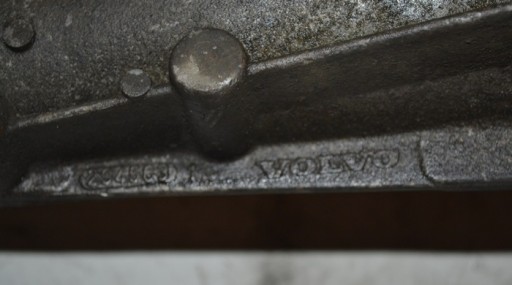 VOLVO 340 / 360 КОРПУС ЗЧЕПЛЕННЯ 2945631