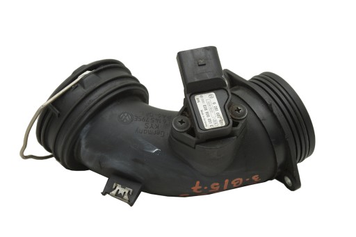 ВОЗДУШНАЯ ТРУБА VOLKSWAGEN TOUAREG 7L6145795E