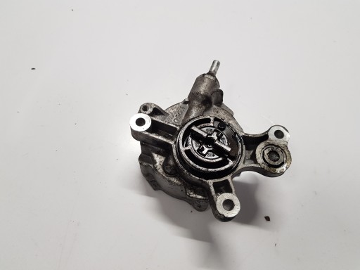 D165-1C2 - CITROEN C5 III насос VACUM 2.0 HDI D1651C2