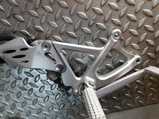 Yamaha R1 RN22 09-set водій правий