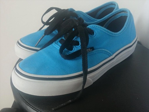 Zdjęcie oferty: Vans Authentic Off The Wall LIGHT BLUE Kids EUR 32