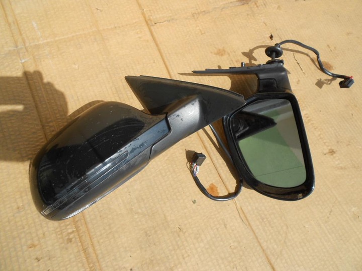 AUDI Q3 8U MIRROR MIRROR RIGHT 12PIN photo 1 - milautoparts-fr.ukrlive.com